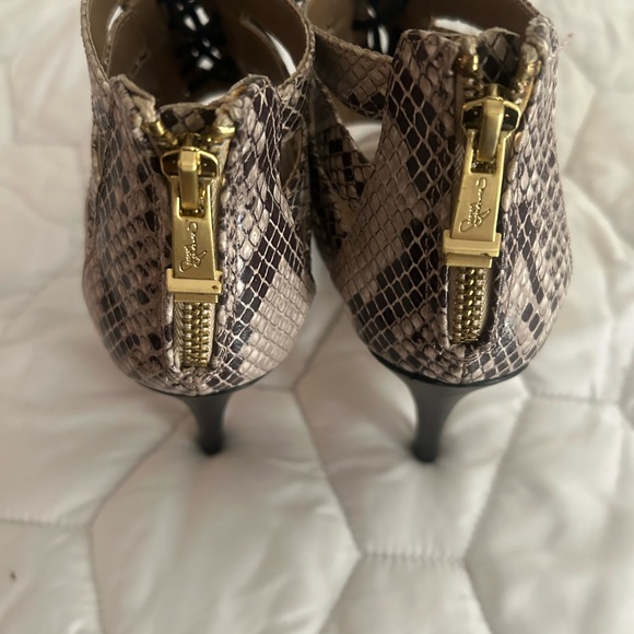 Snake print sandals - Picture 9 of 9